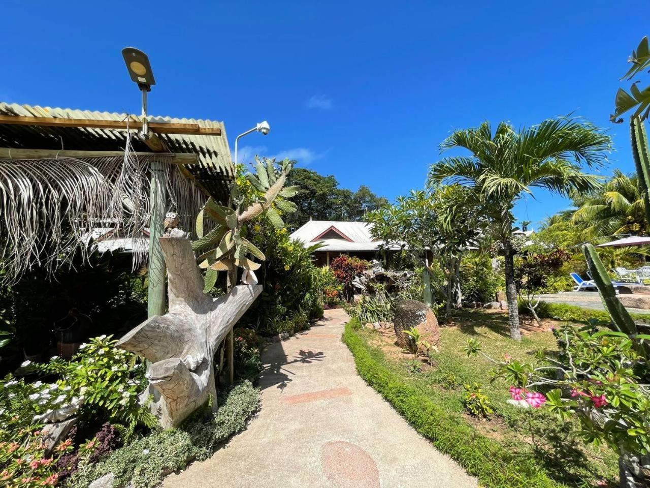 La Digue Holiday Villa Exterior foto